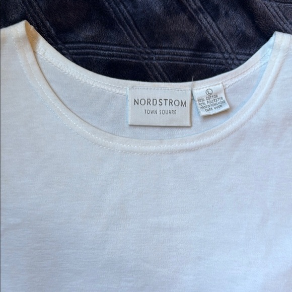 Like New Vintage Nordstrom Town Squate Pink & White Short Sleeves embroidered L - Picture 2 of 7